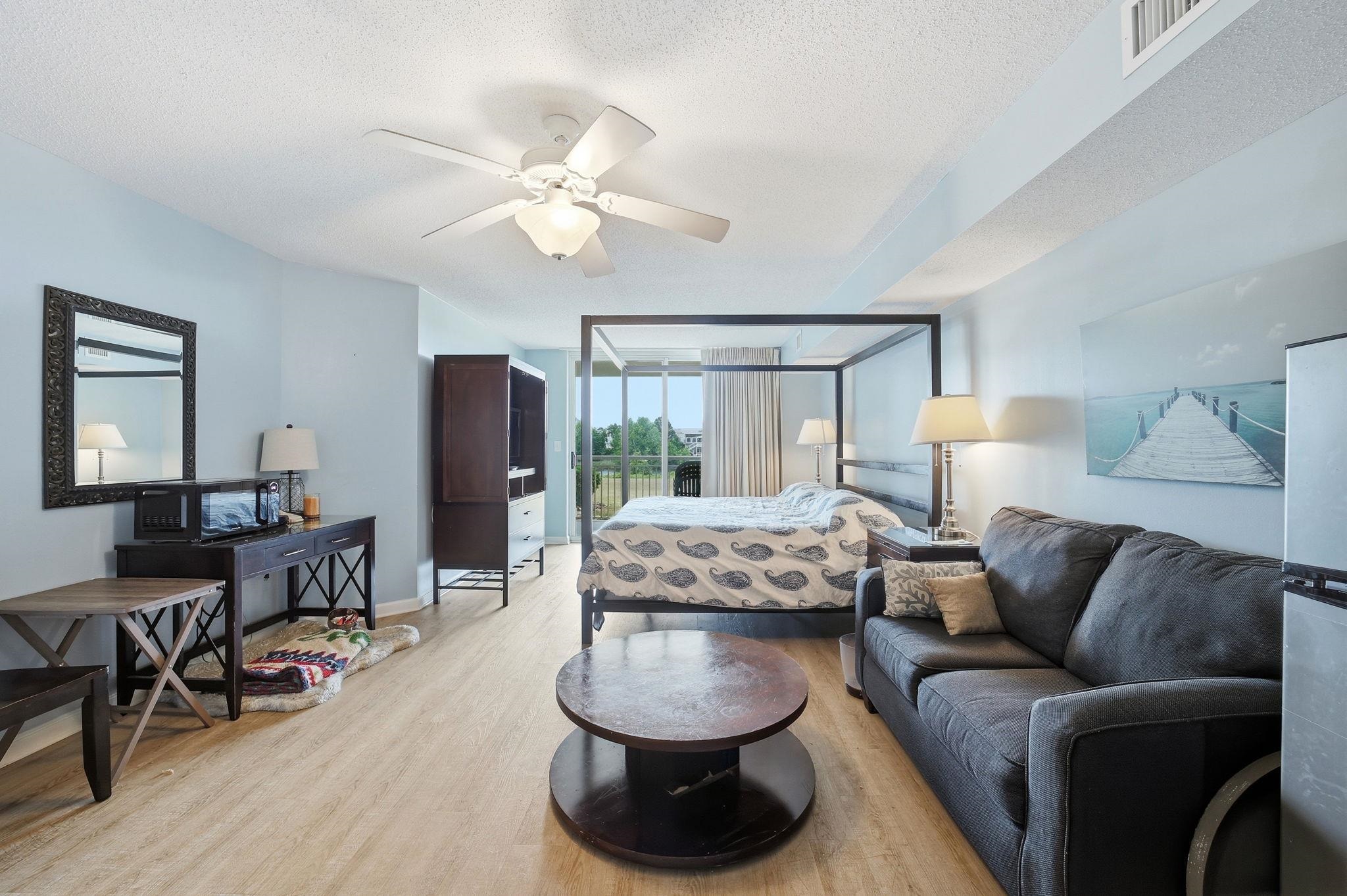 2151 Bridge View Ct. Unit: 3-104