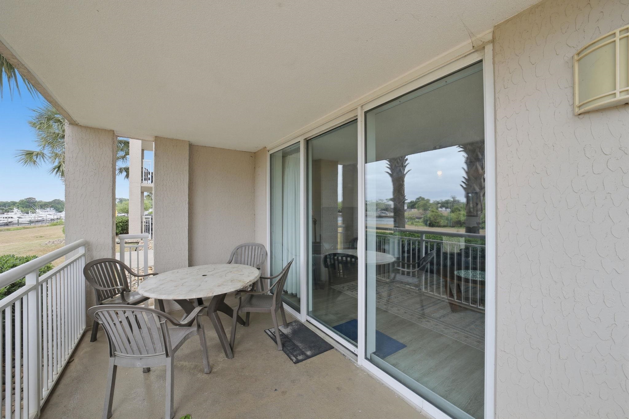 2151 Bridge View Ct. Unit: 3-104