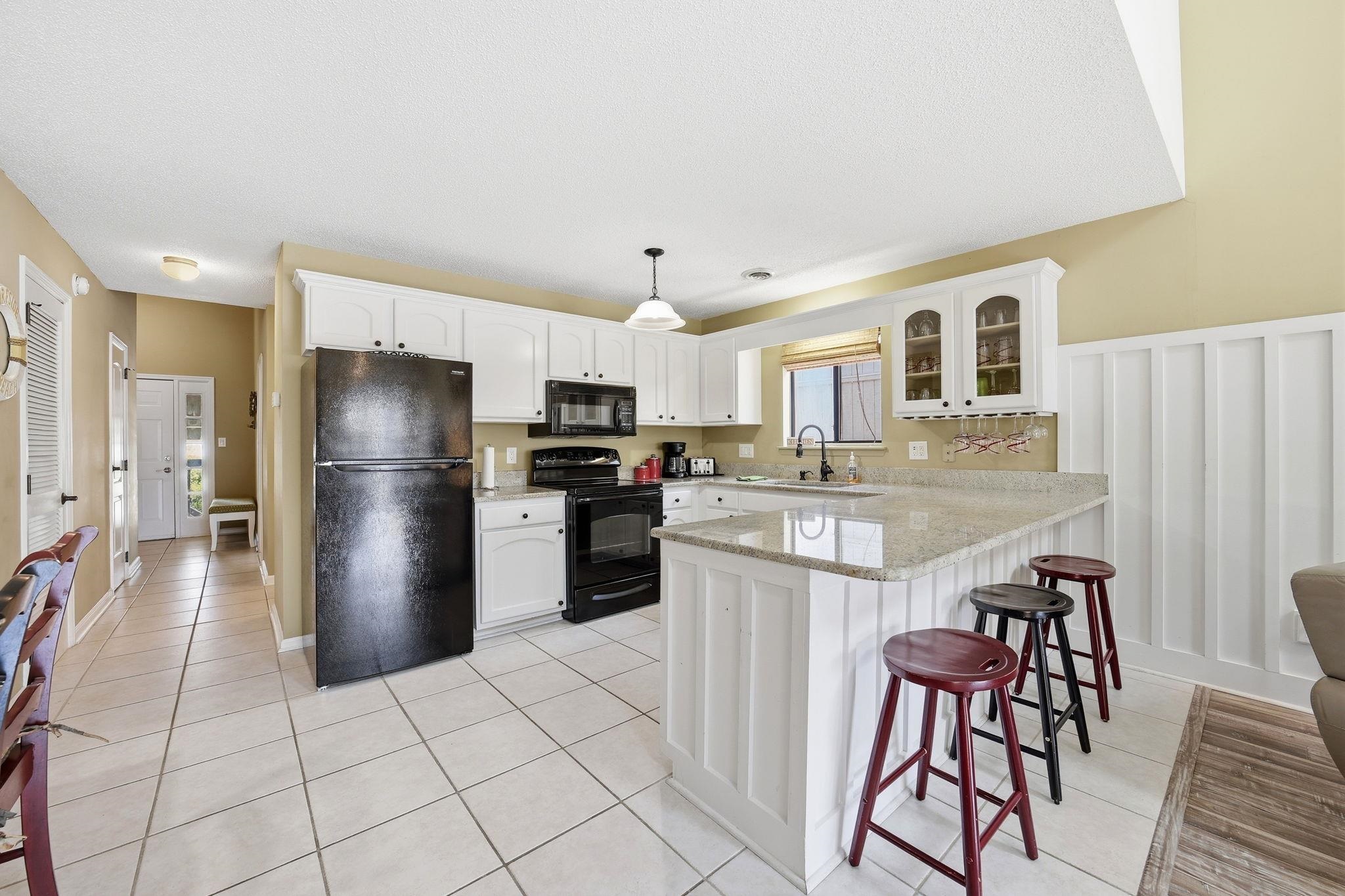 1890 Auburn Dr. Unit: 32J