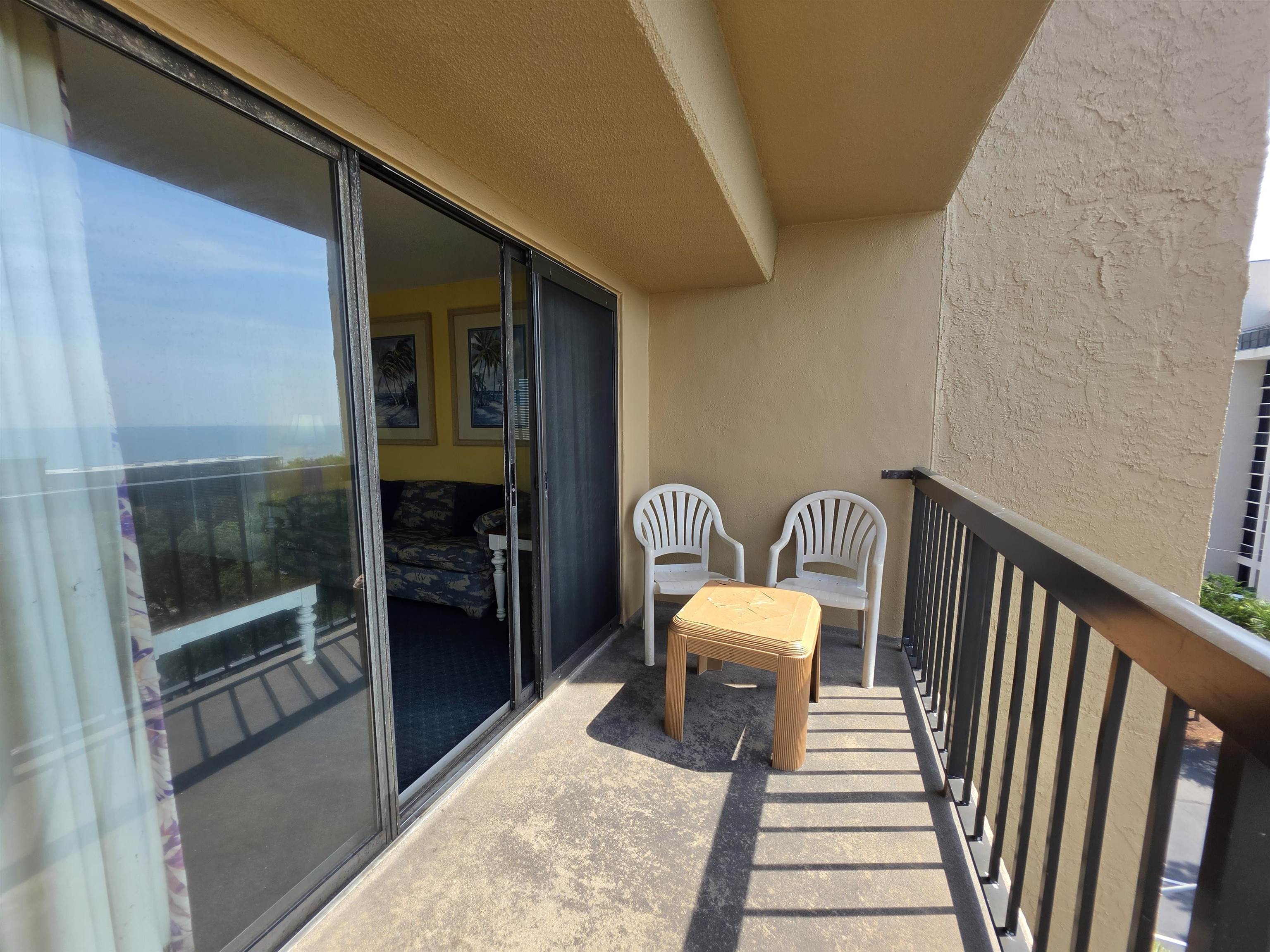 210 75th Ave N Unit: 4050