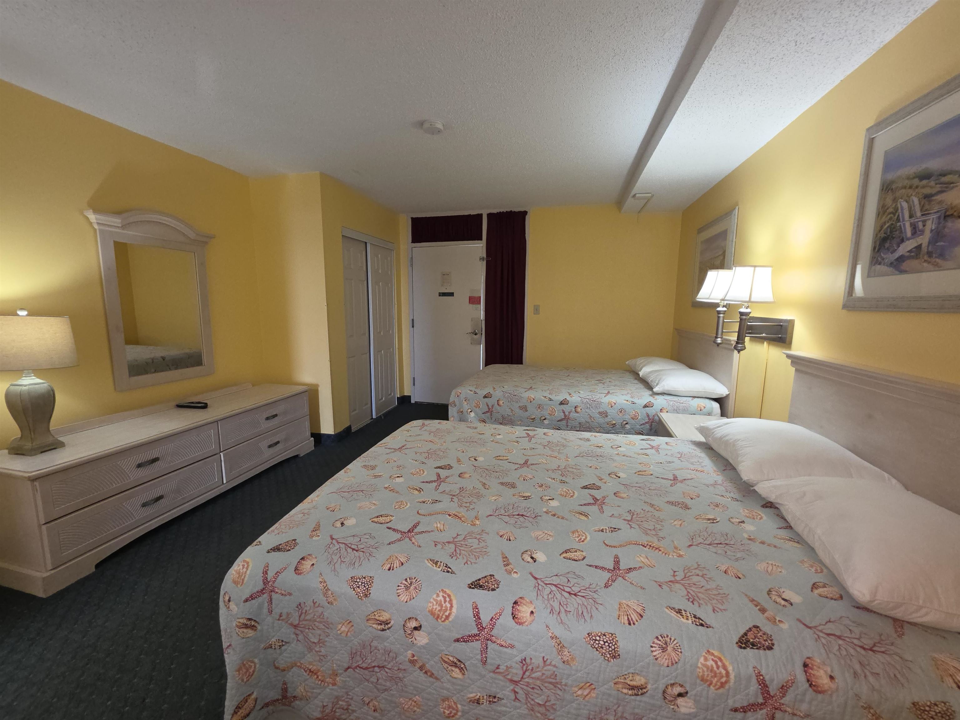 210 75th Ave N Unit: 4050