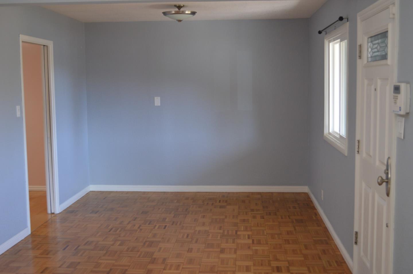512 Marine View AVE