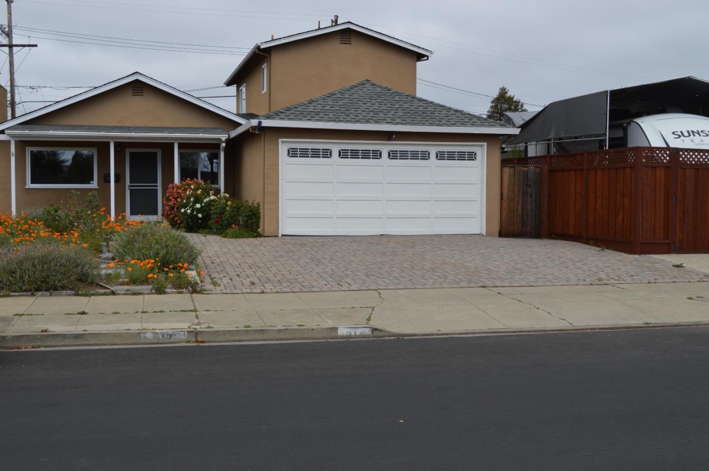 512 Marine View AVE