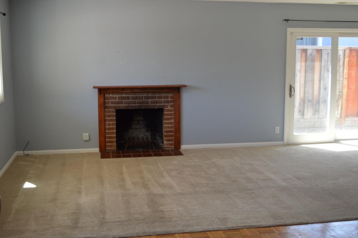512 Marine View AVE
