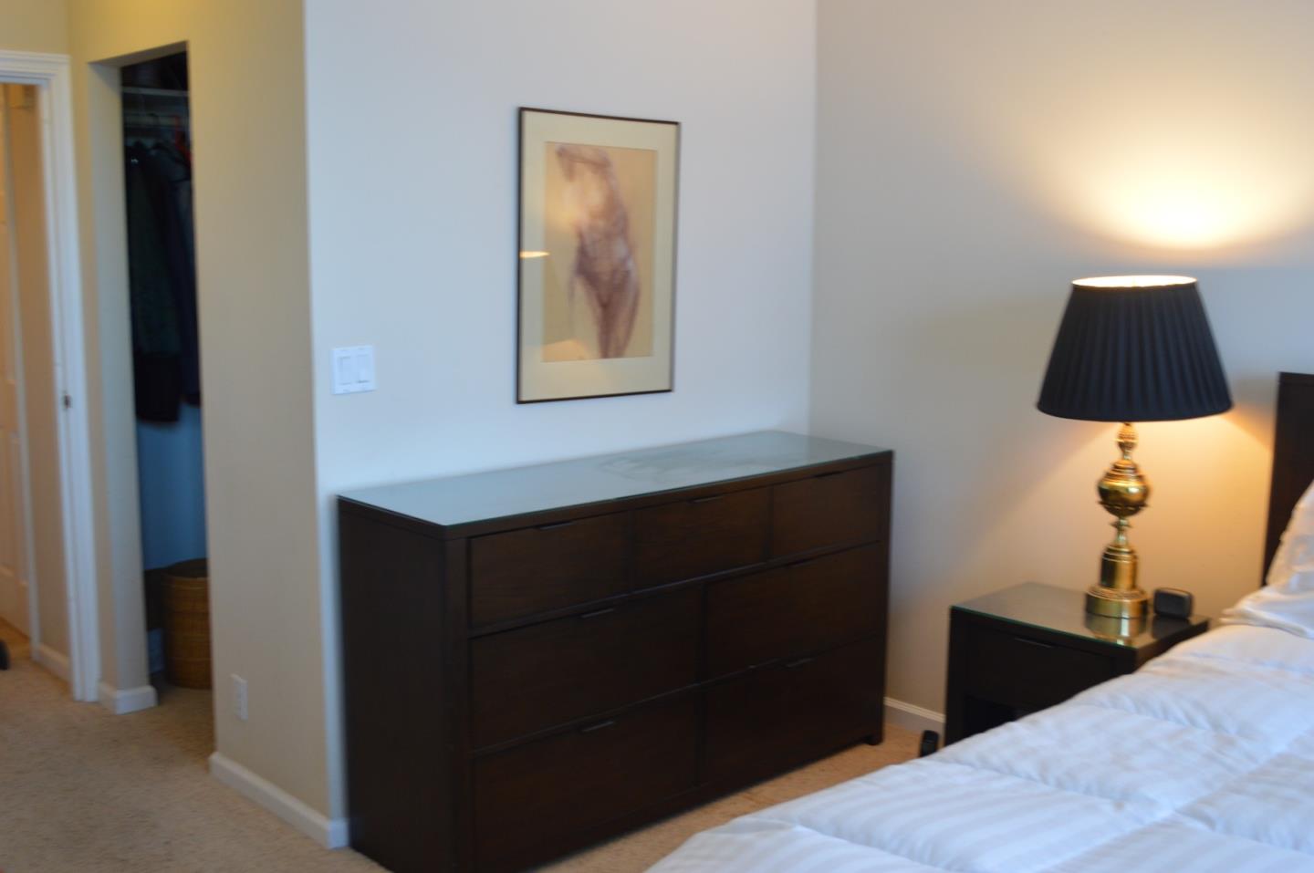 555 Laurel AVE 215