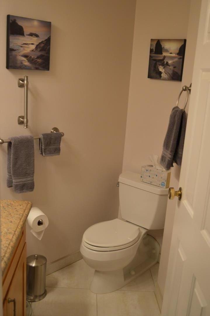 555 Laurel AVE 215