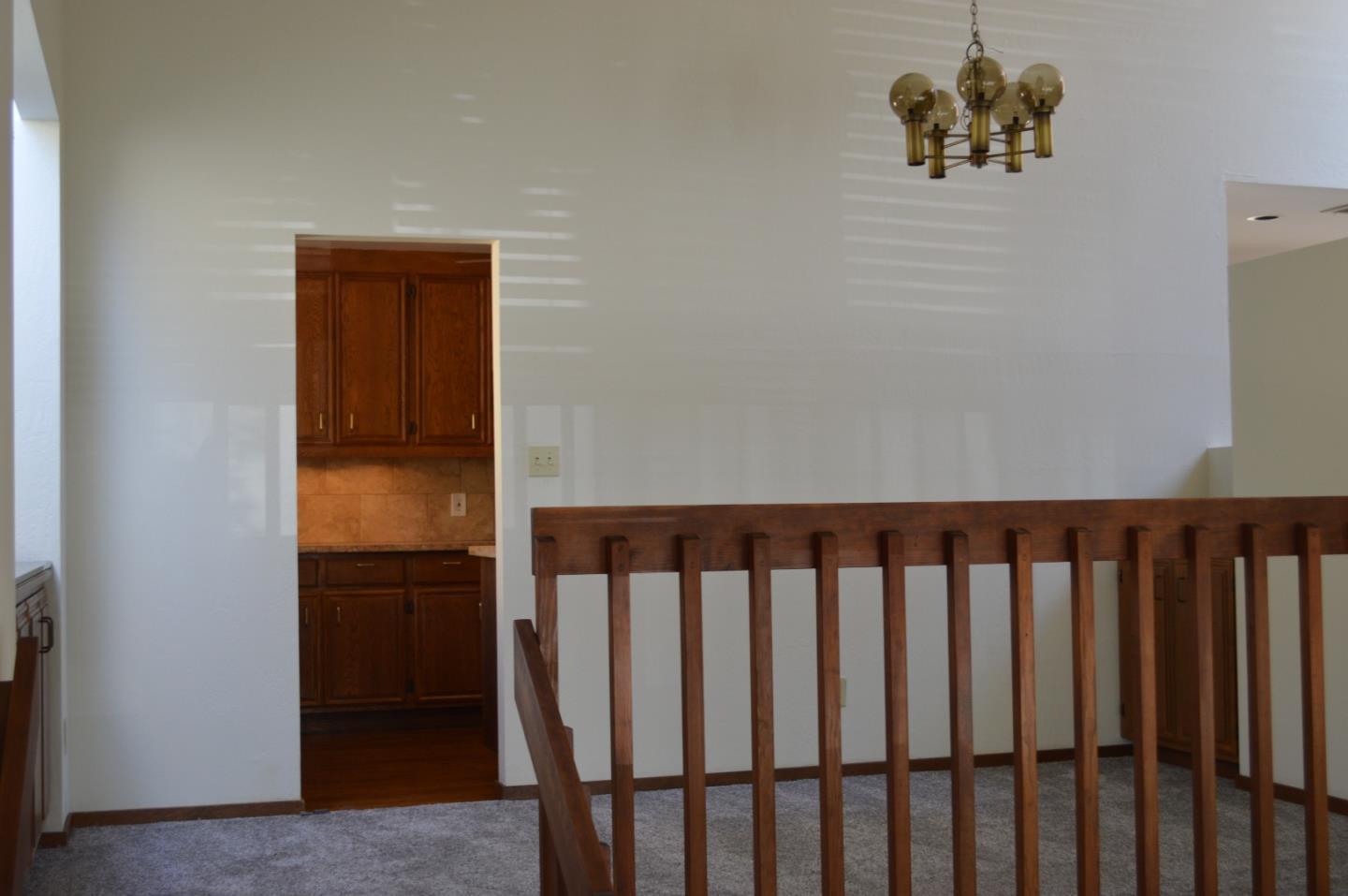 1005 Drake Court