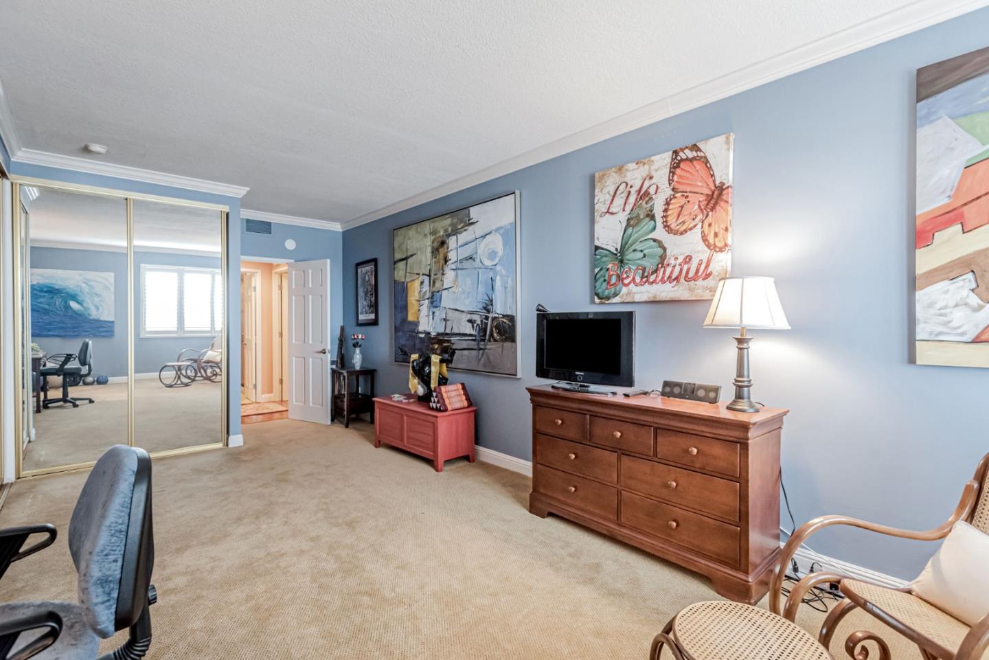 50 Mounds RD 305