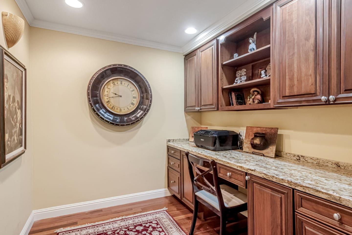 50 Mounds RD 305