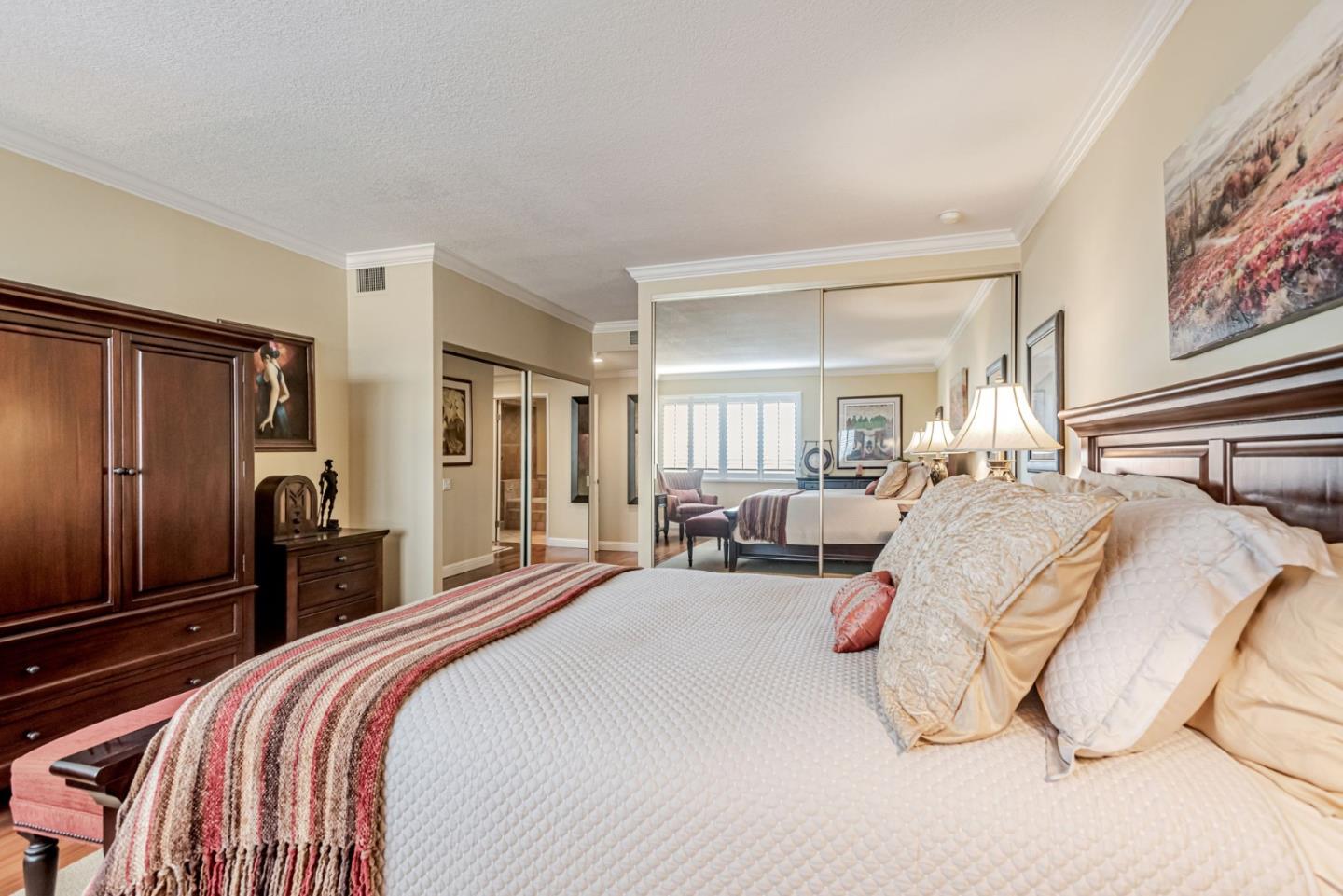 50 Mounds RD 305