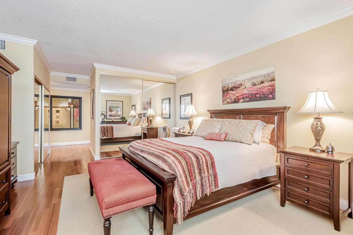 50 Mounds RD 305
