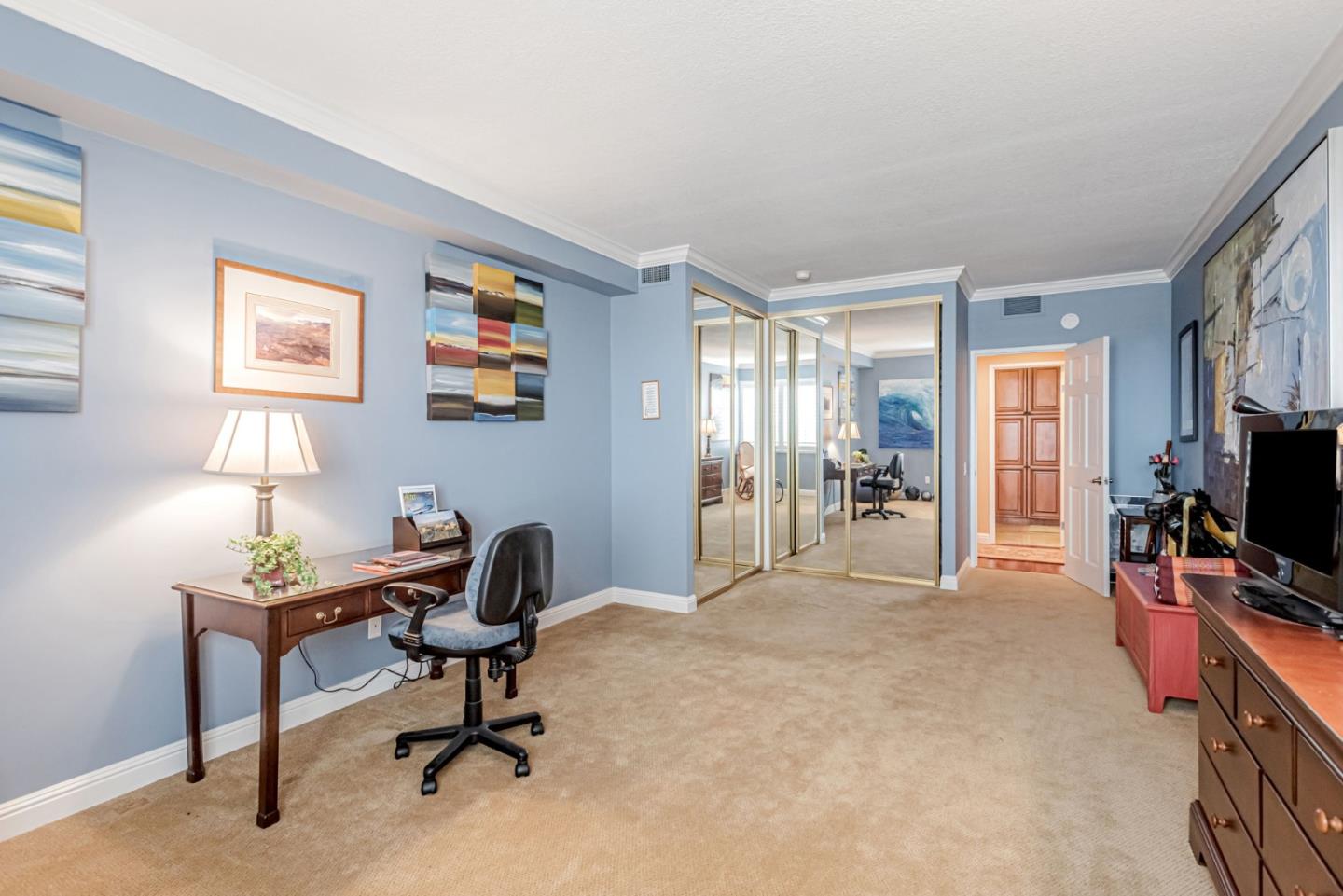 50 Mounds RD 305