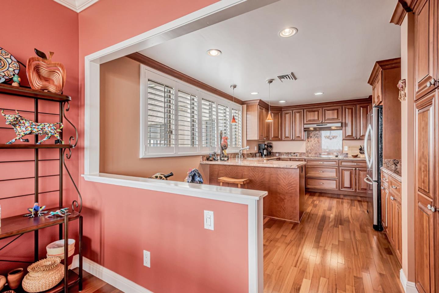 50 Mounds RD 305