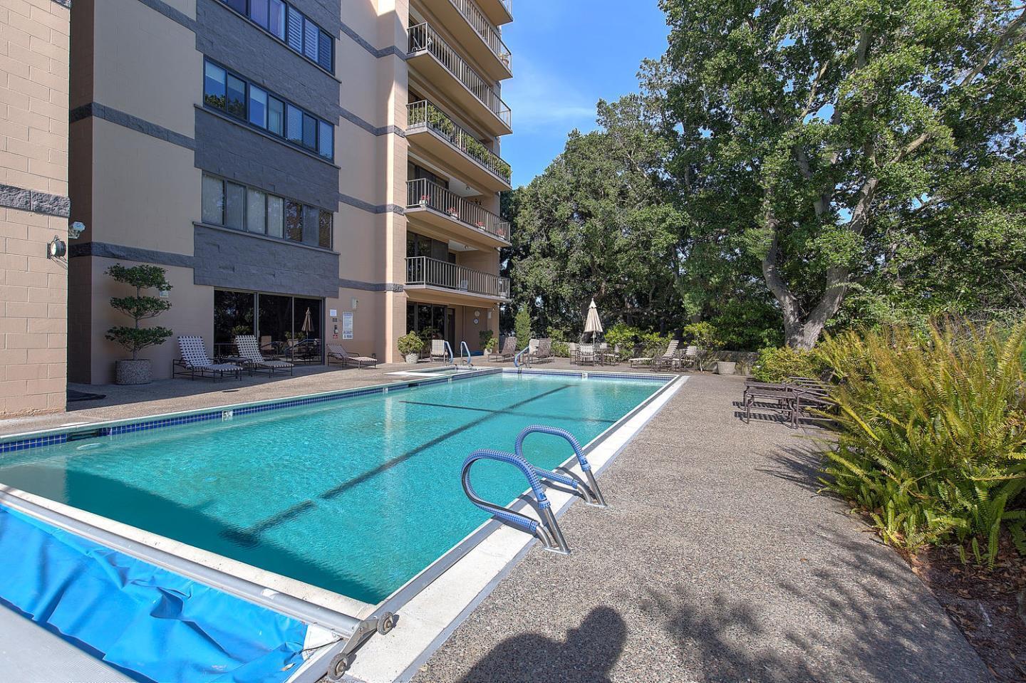 50 Mounds RD 305