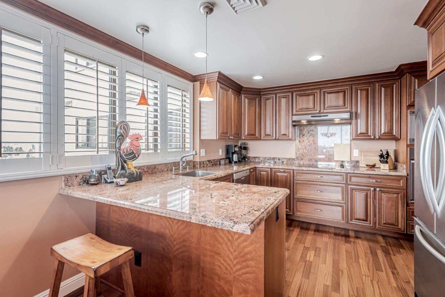 50 Mounds RD 305