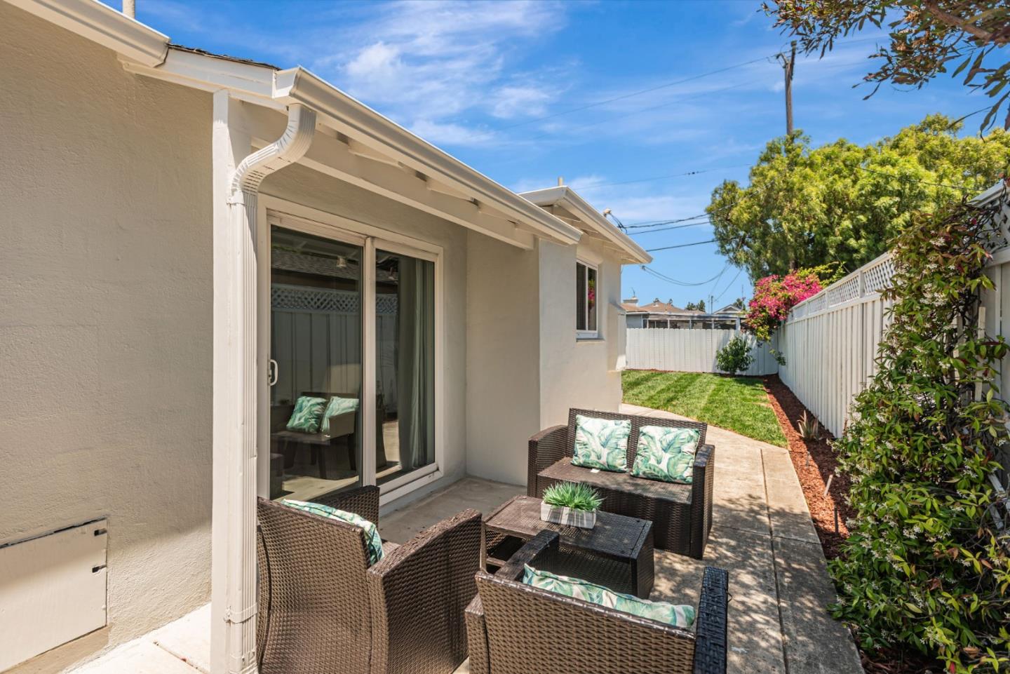602 Los Gatos WAY