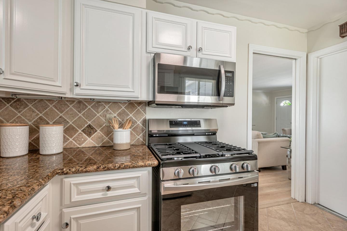 602 Los Gatos WAY