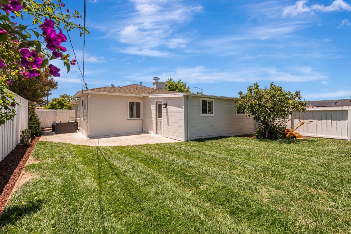 602 Los Gatos WAY