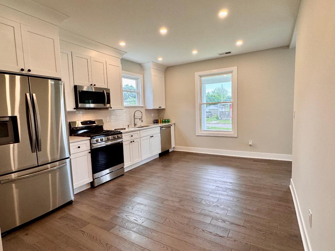 421 W South 1st Street