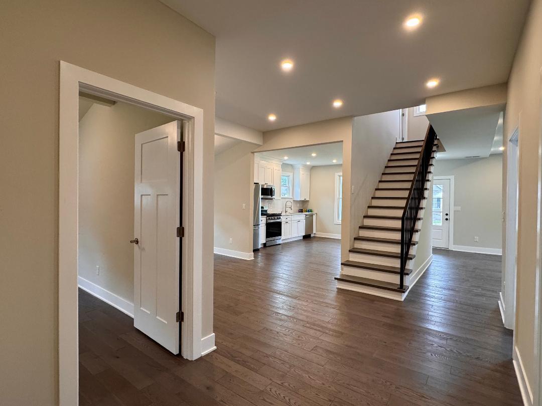 421 W South 1st Street