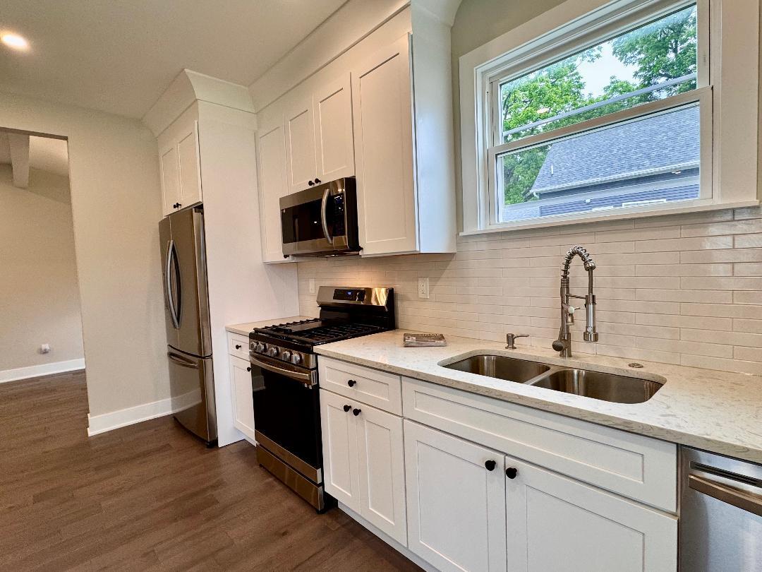 421 W South 1st Street