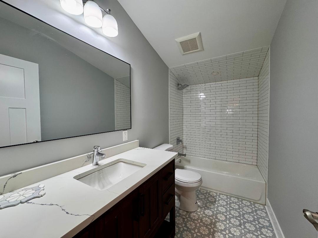 421 W South 1st Street
