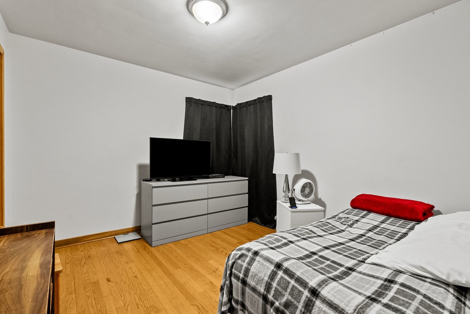 6332 N Mobile Avenue