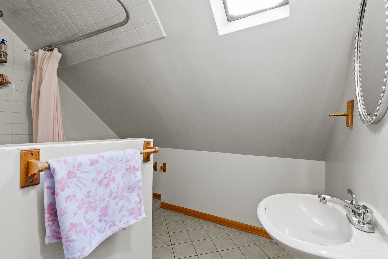 6332 N Mobile Avenue