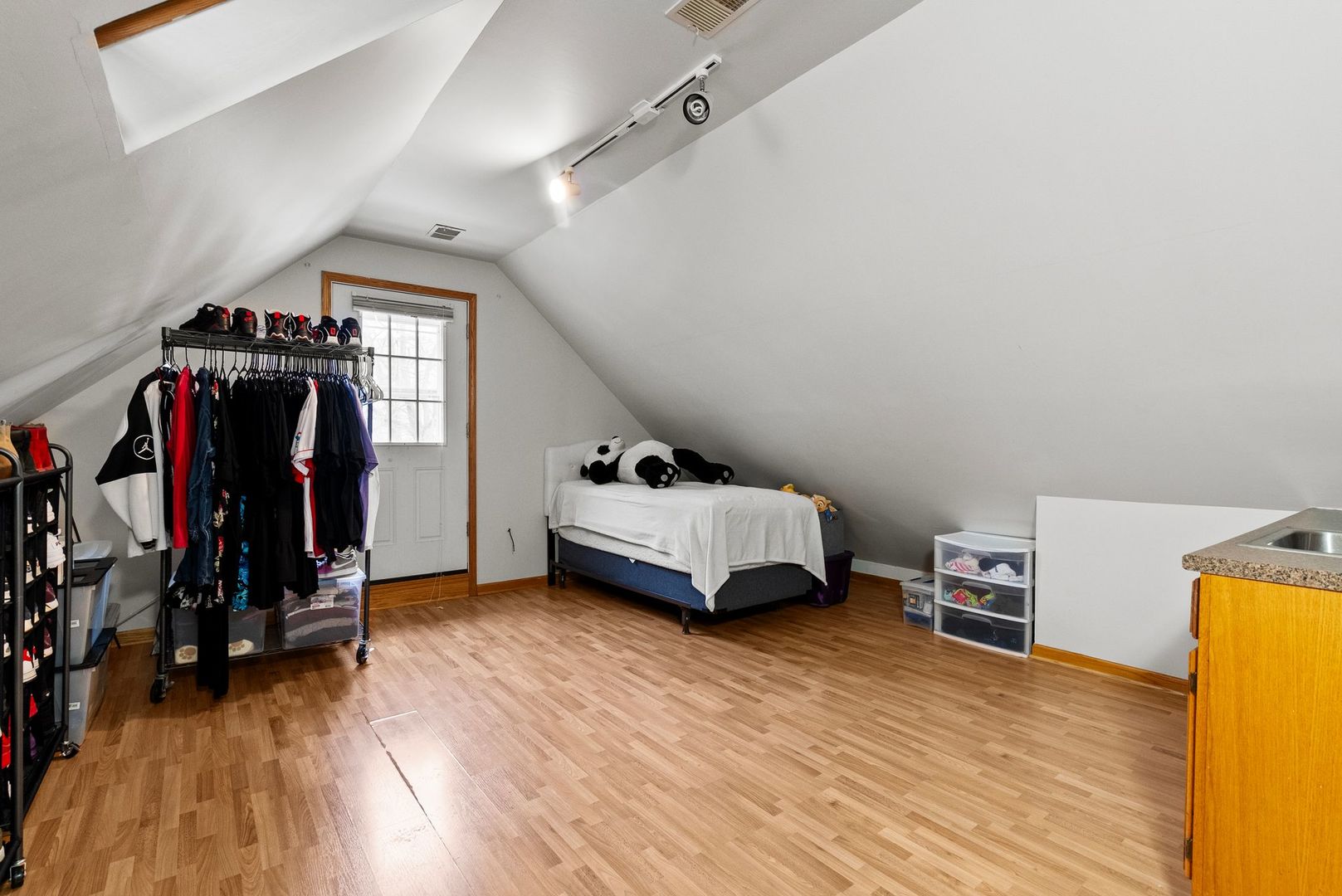 6332 N Mobile Avenue