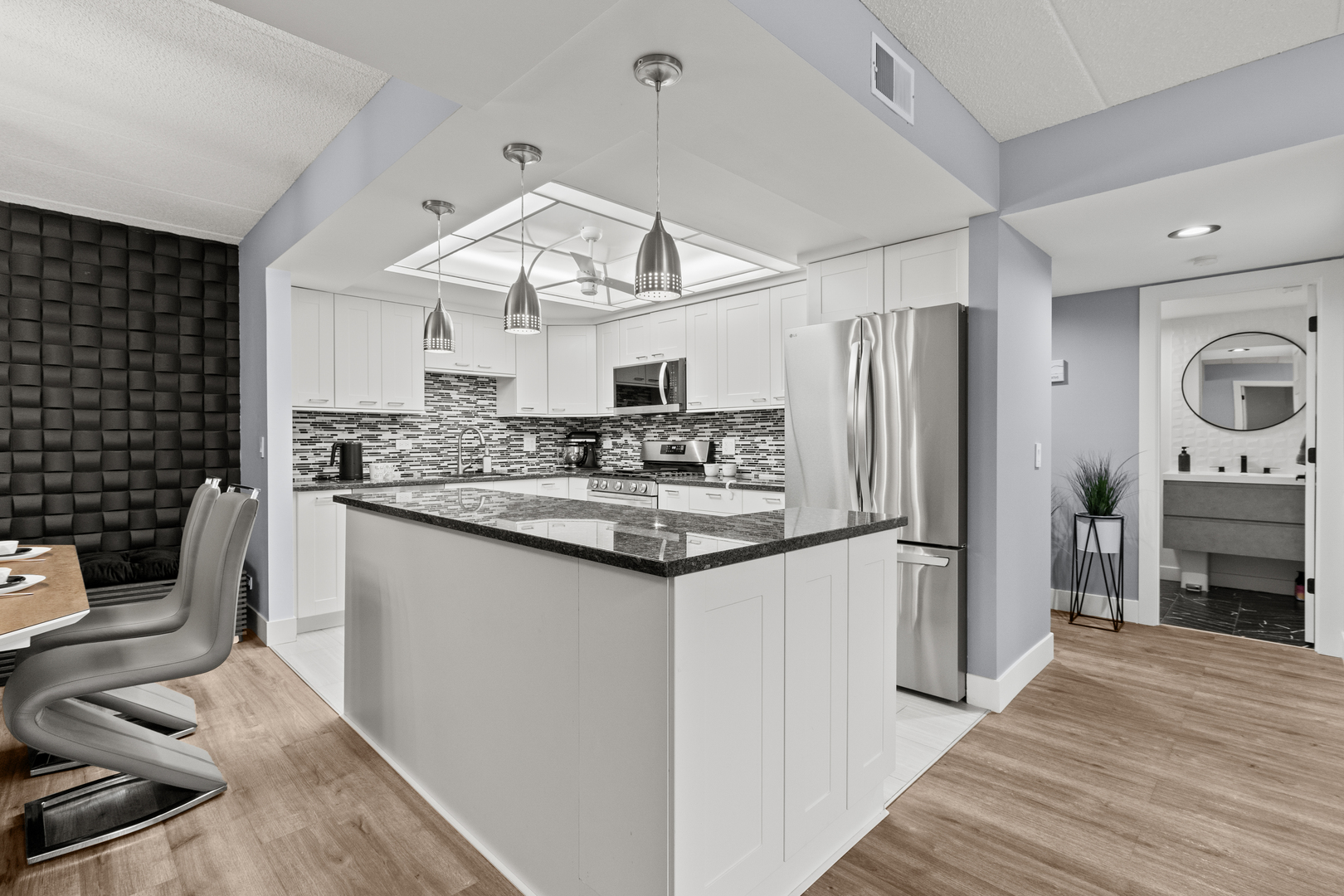 545 S River Road Unit: 307