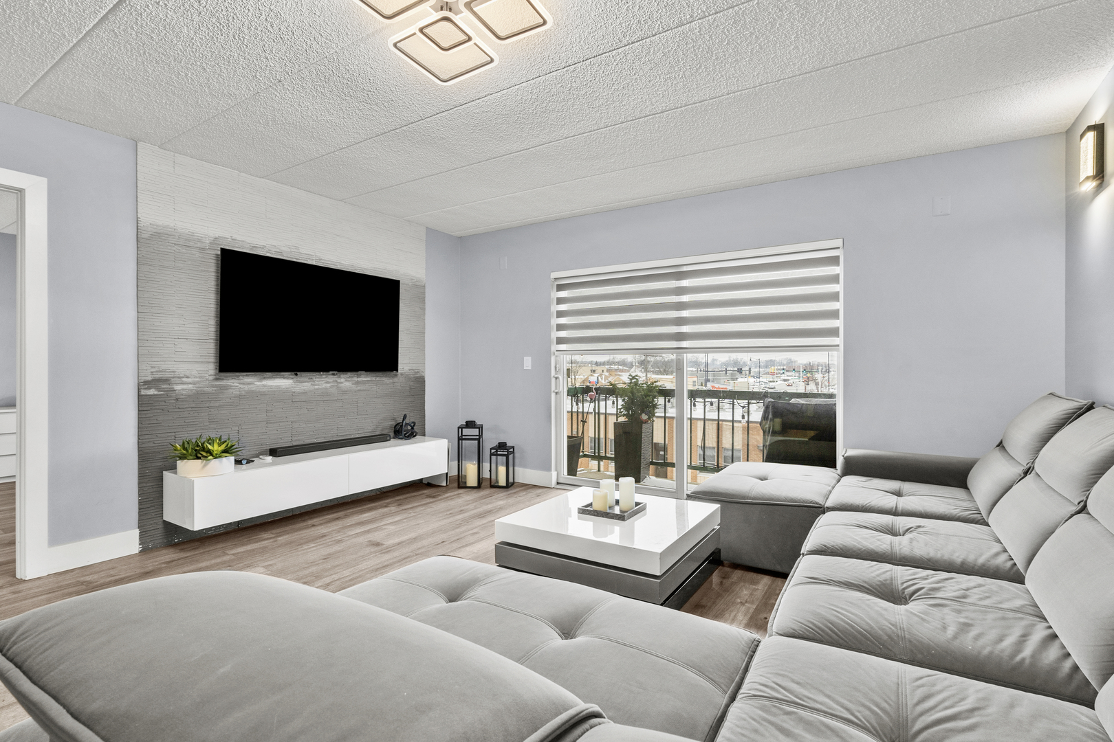 545 S River Road Unit: 307