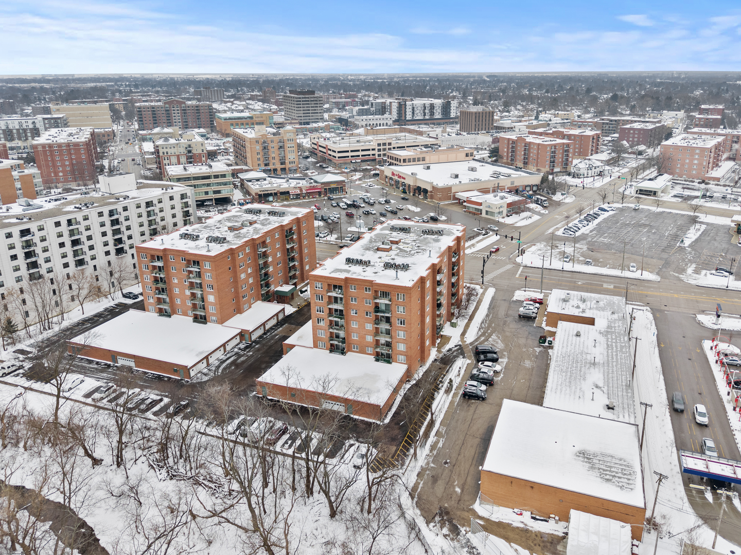 545 S River Road Unit: 307