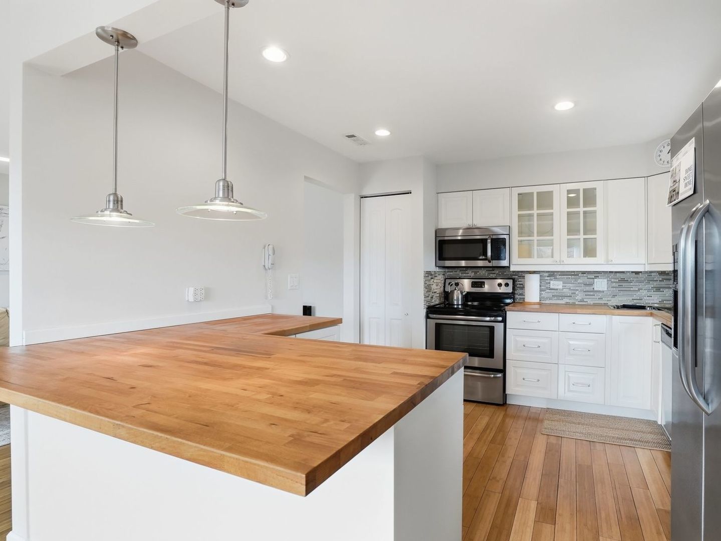 9332 Landings Lane Unit: 604