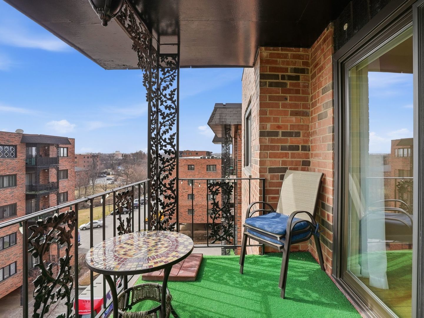 9332 Landings Lane Unit: 604