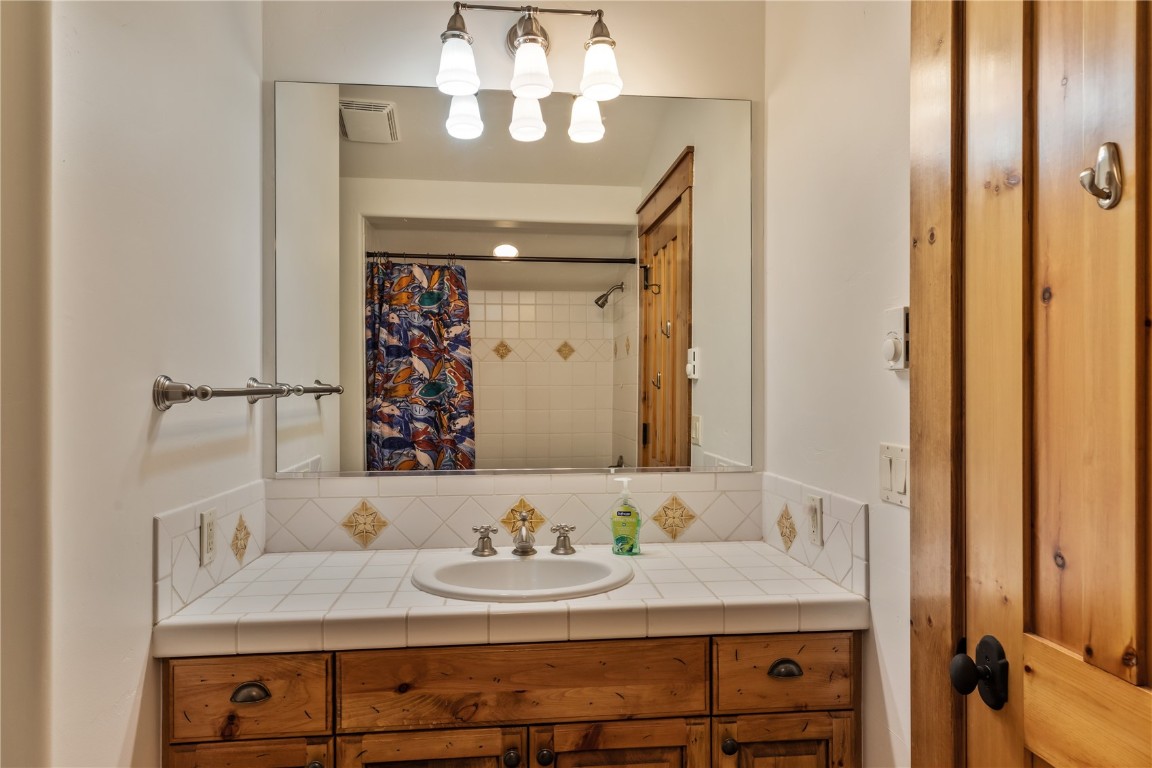 30435 Lakeshore TRAIL