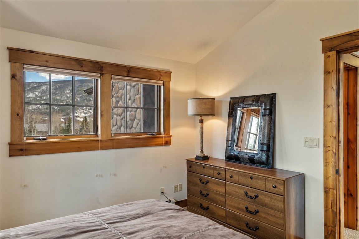 30435 Lakeshore TRAIL