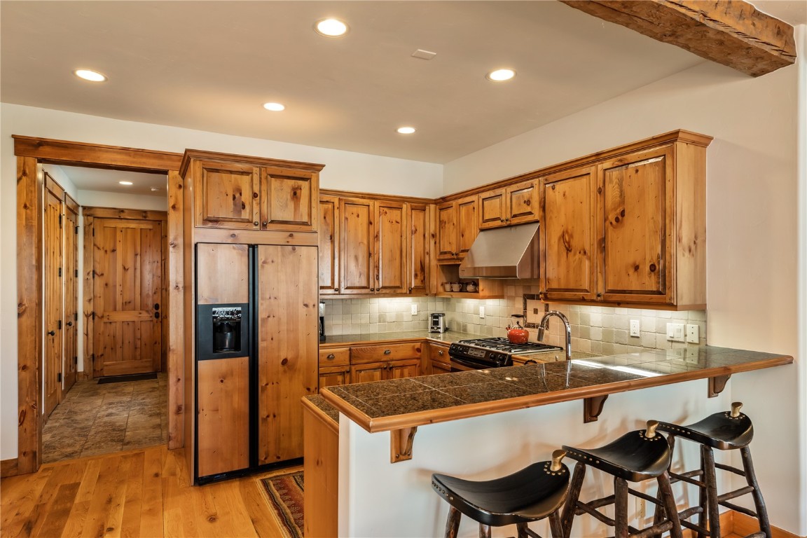 30435 Lakeshore TRAIL