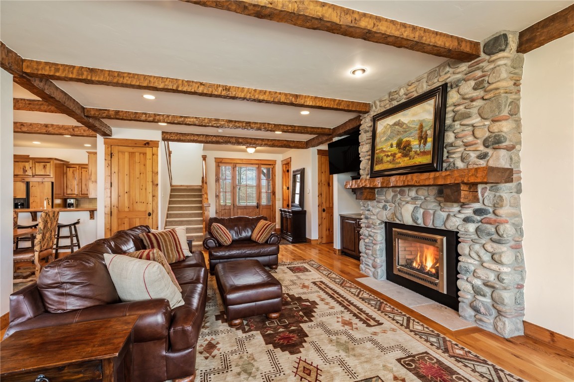 30435 Lakeshore TRAIL