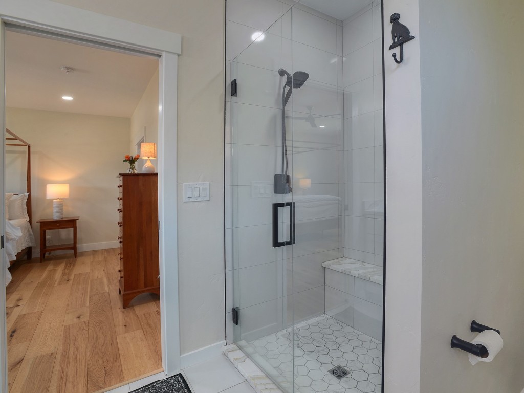 874 Dry Creek ROAD S