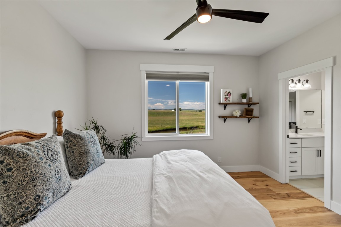 874 Dry Creek ROAD S