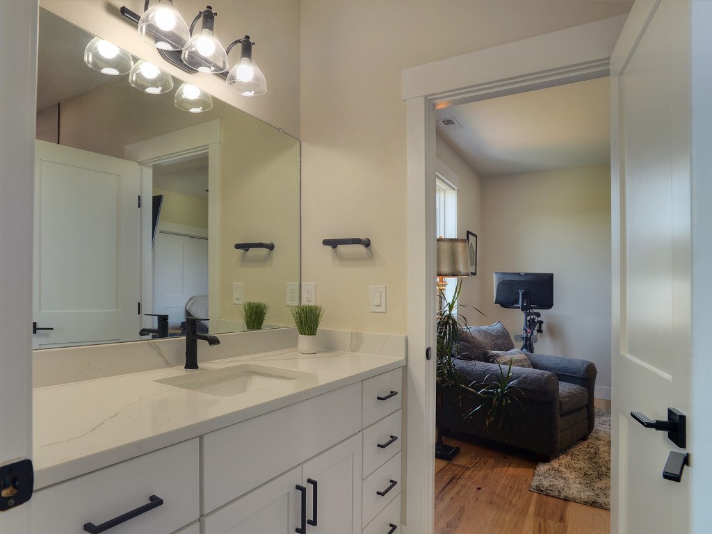 874 Dry Creek ROAD S