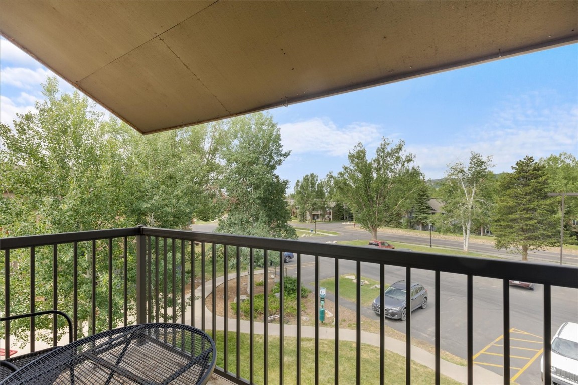 1525 Shadow Run Frontage 302