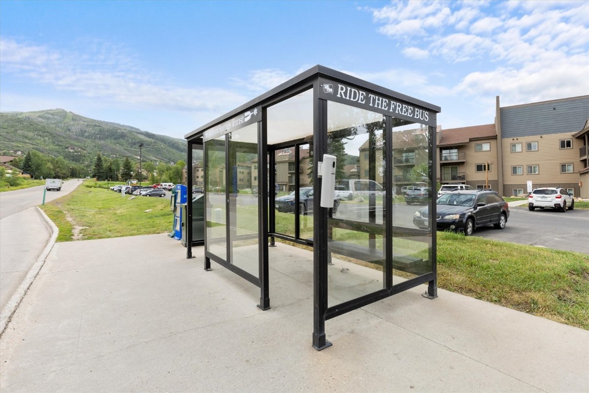 1525 Shadow Run Frontage 302