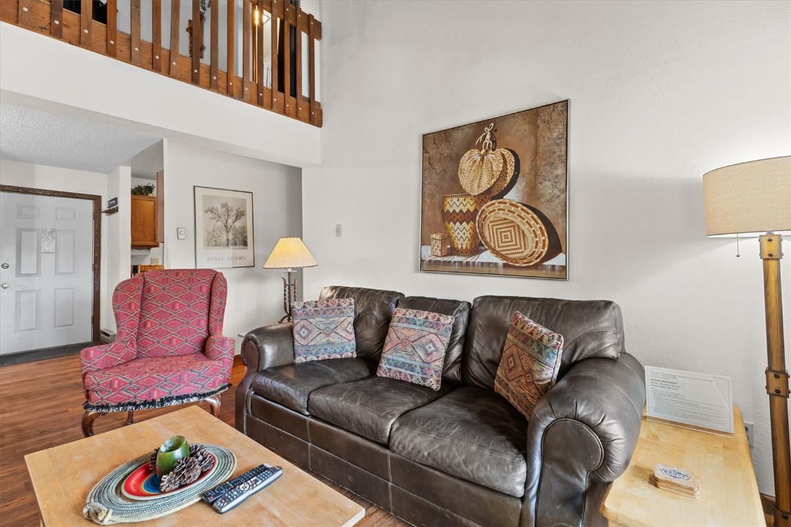 1525 Shadow Run Frontage 302