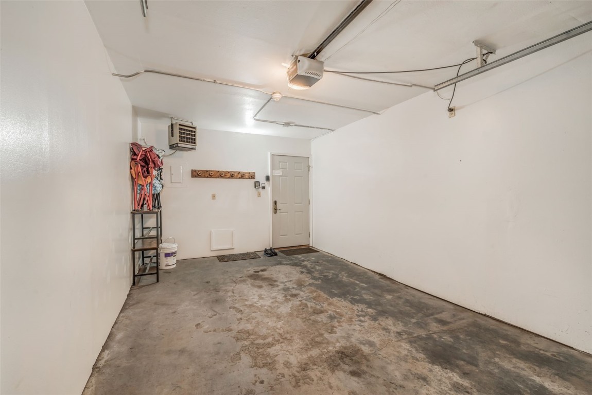 2305 Apres Ski WAY 221