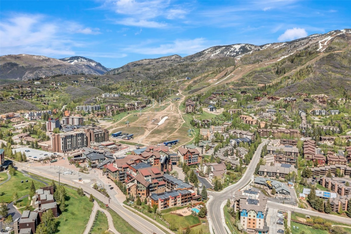 2305 Apres Ski WAY 221