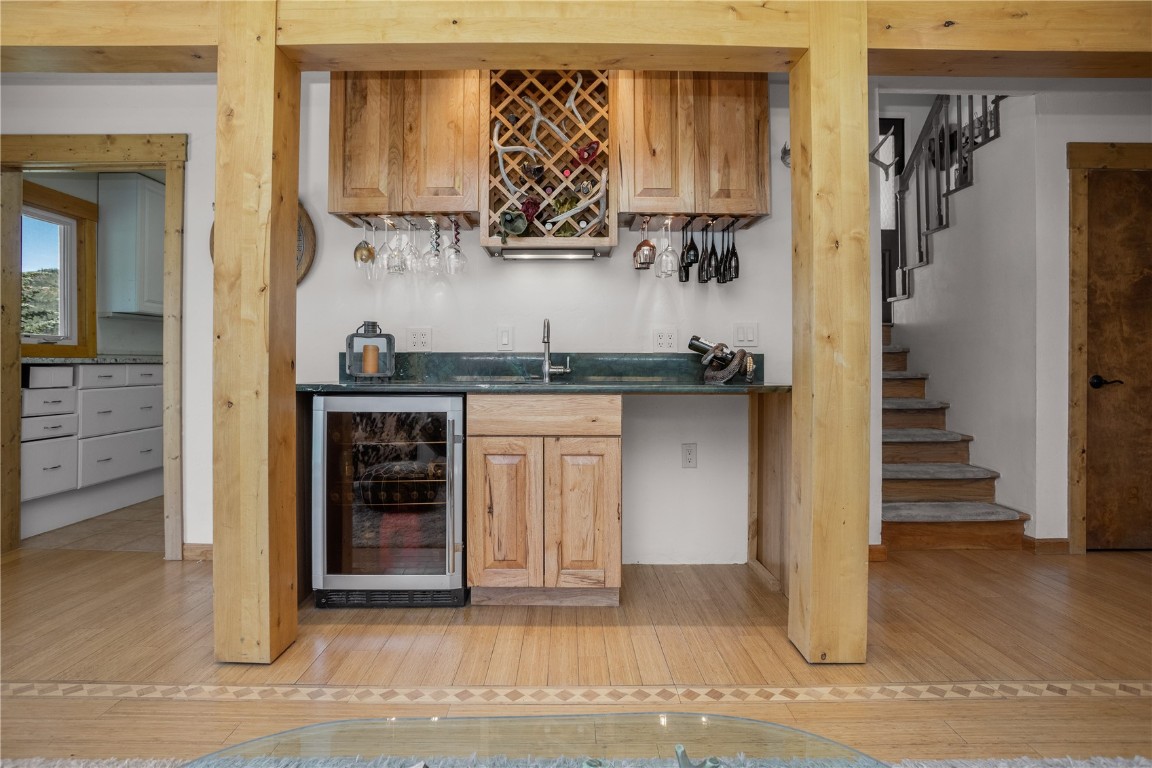 855 W Hillside COURT