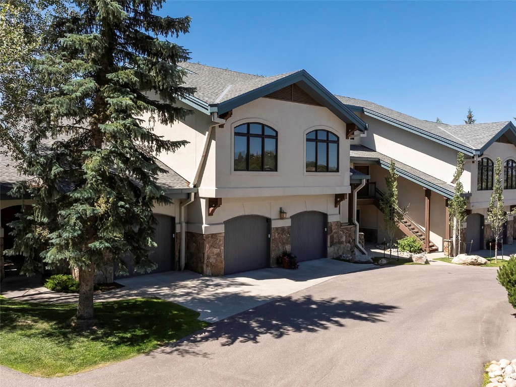 2335 Storm Meadows DRIVE 2