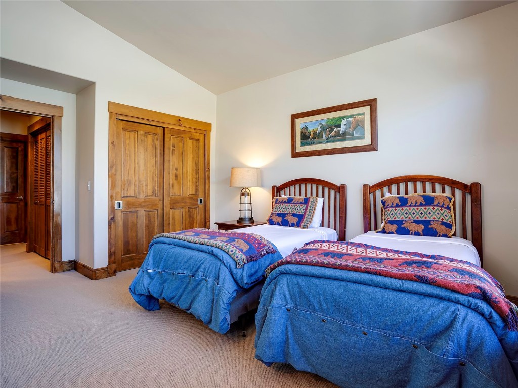 2335 Storm Meadows DRIVE 2