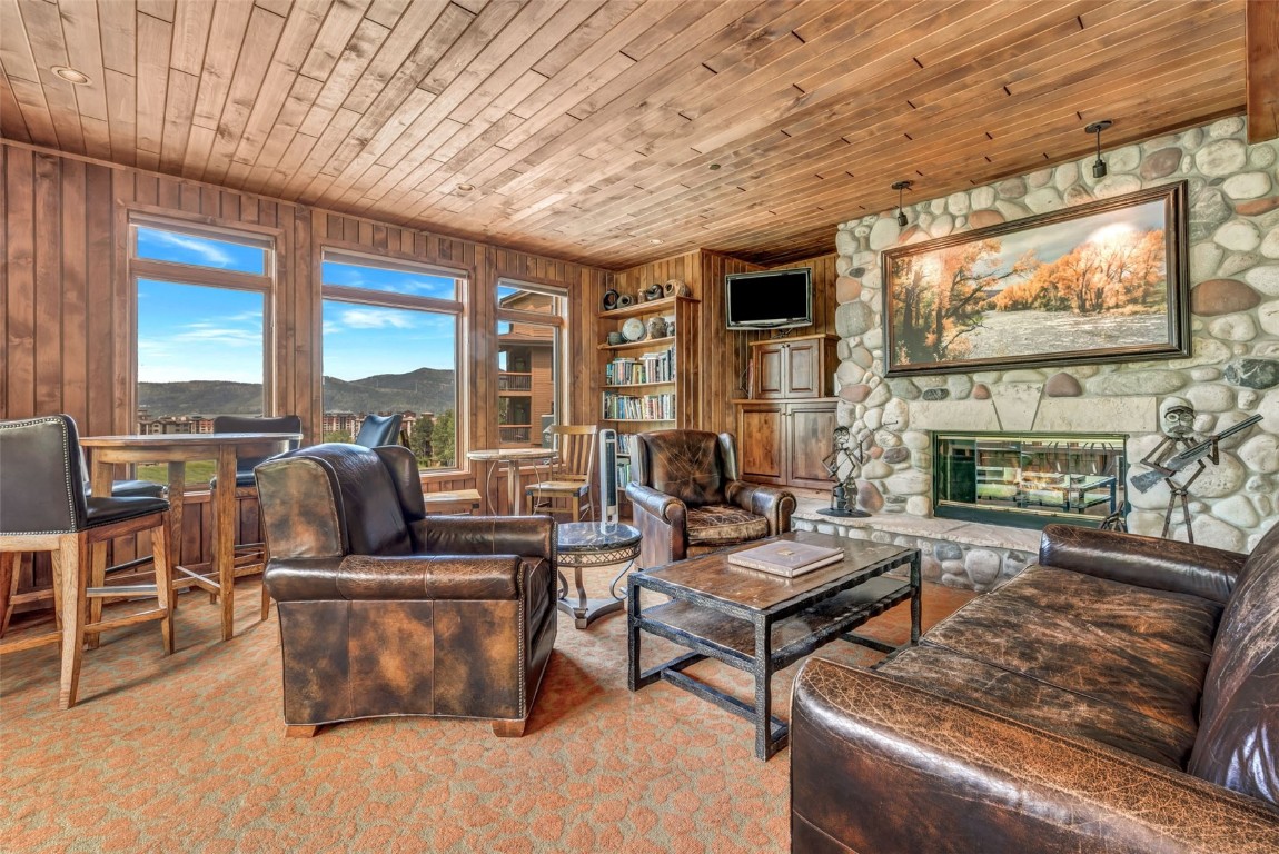 2355 Ski Time Square DRIVE 124-3-48